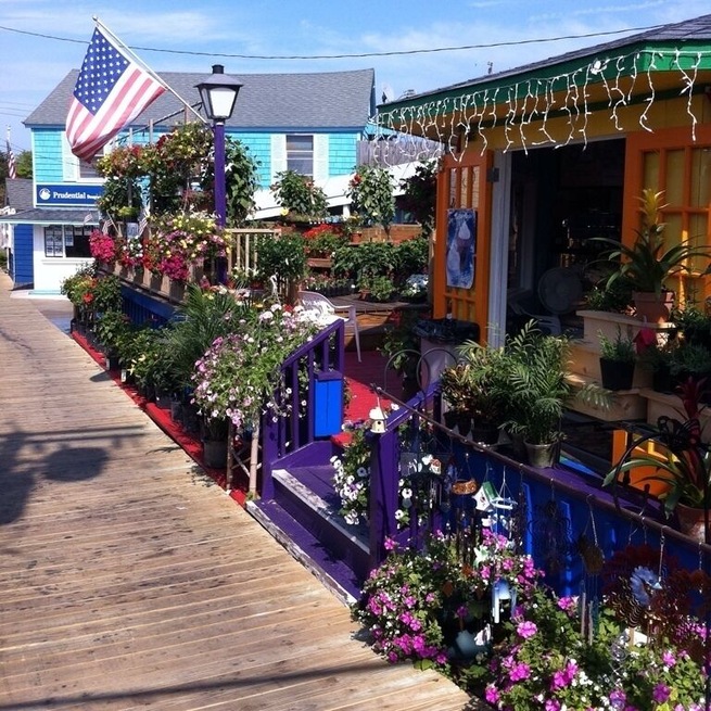 Downtown cherry grove