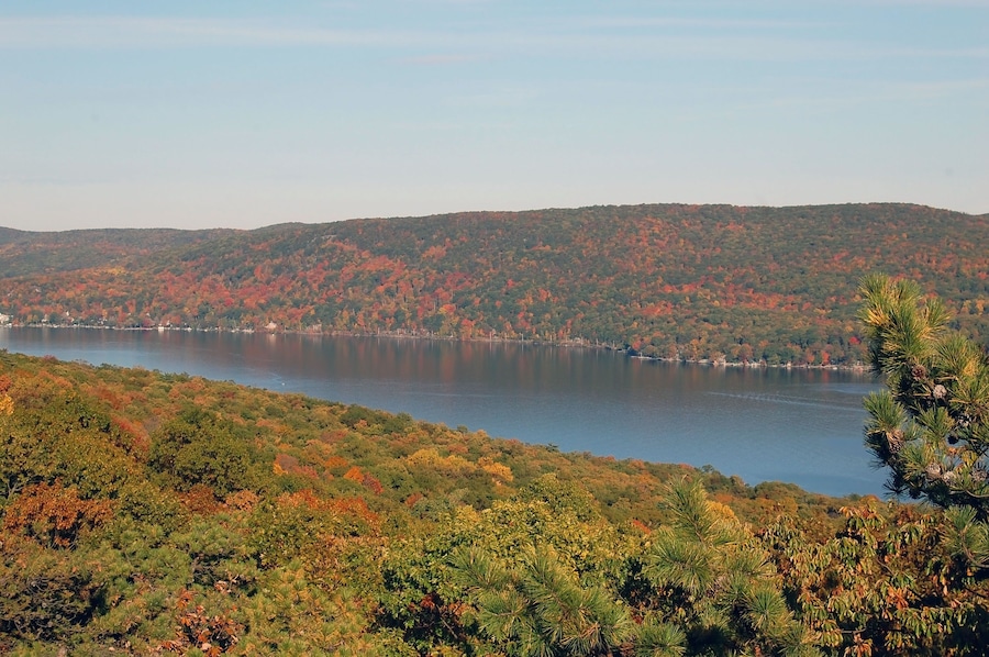 Greenwood Lake Hudson Valley NY autumn vista