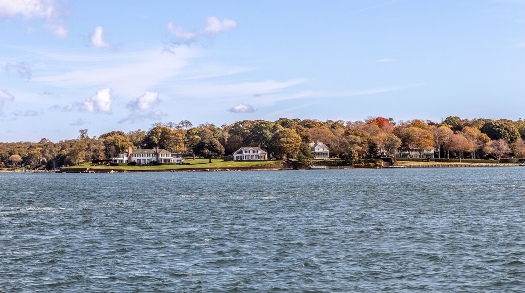Shelter Island Heights