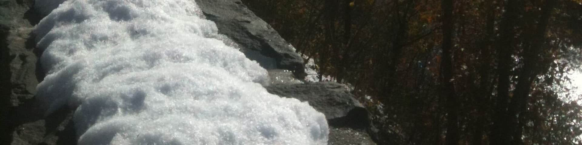 As you travel the road from Glen Spey, NY into Port Jervis, NY you will have many opportunities for scenic overpass stops like this one.
#snow
