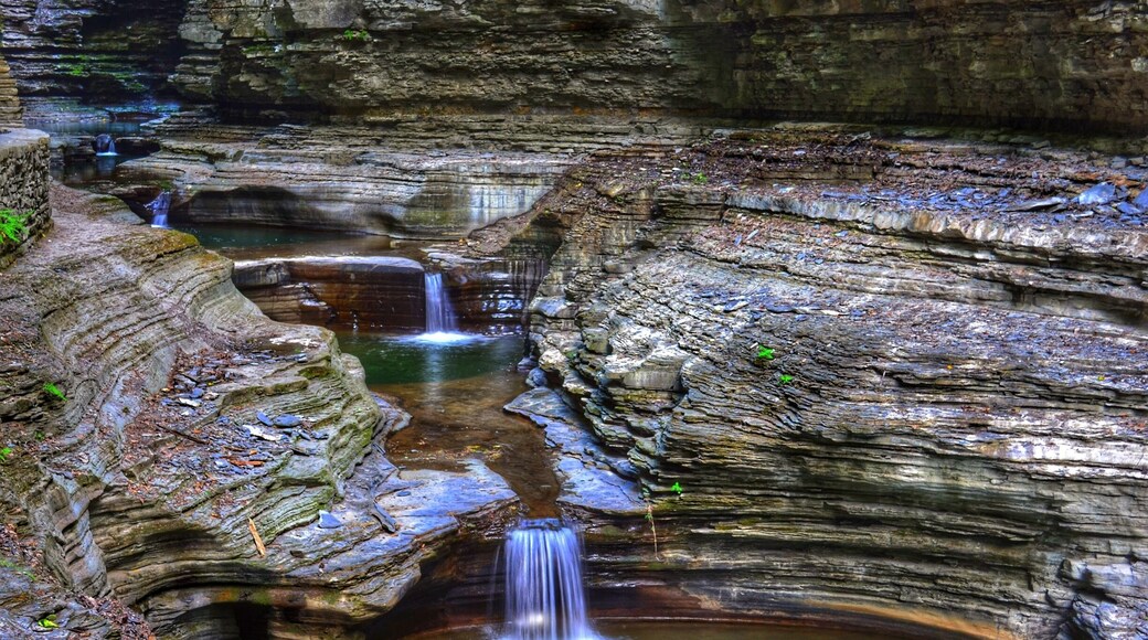 Beautiful place. Have been so busy lately. Finally have 3 days off to pick up my camera again. #hiking #waterlust #nature #I❤️NY #waterfalls #gorge #trails #NikonD3100 #Manfratto tripod #coloful