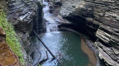 Honestly such a bucket list spot. So glad we did the drive + stayed in the finger lakes.