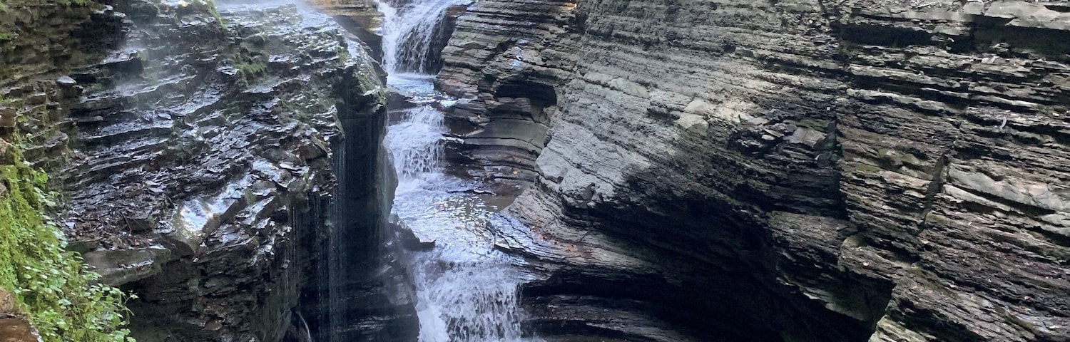 Honestly such a bucket list spot. So glad we did the drive + stayed in the finger lakes.
