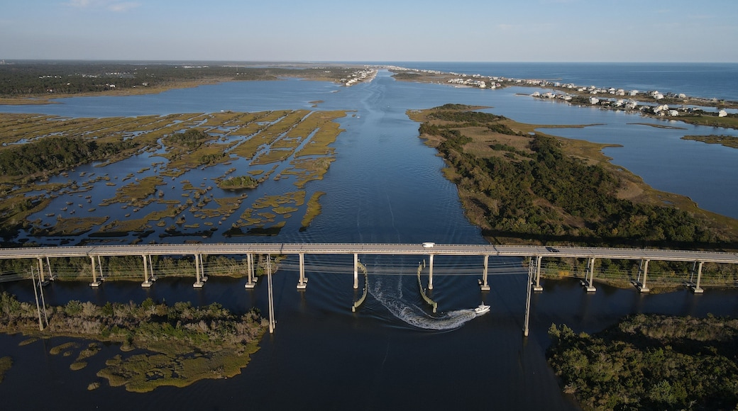 Sneads Ferry, NC
Memorial Bridge