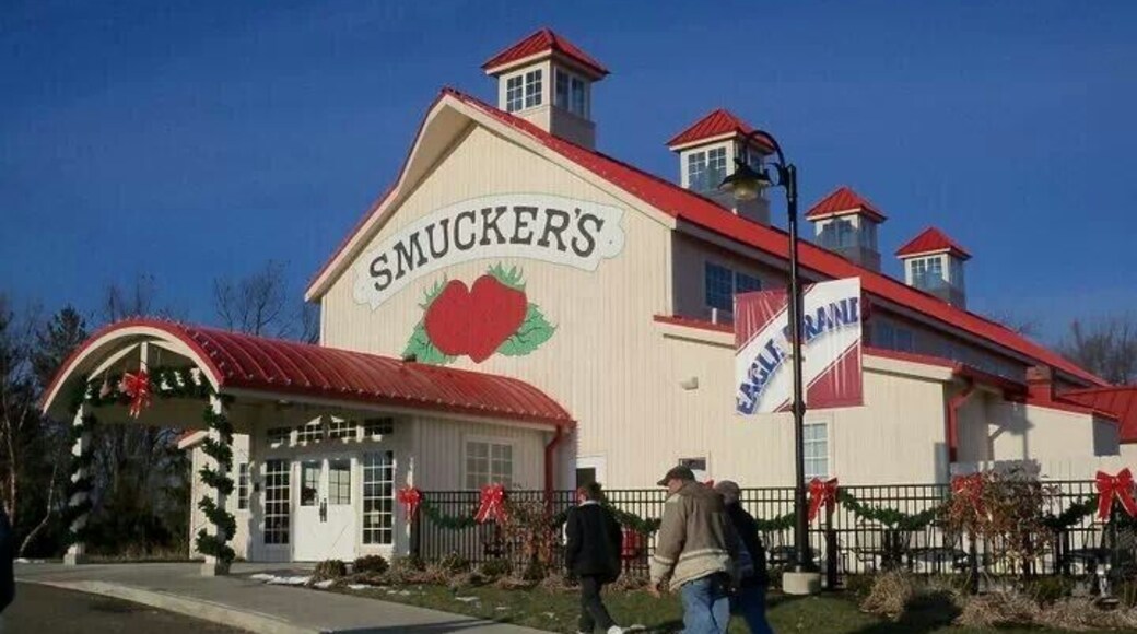 This is the Smuckers outlet in Orville. Great selection of jams and other gift items.