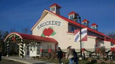 This is the Smuckers outlet in Orville. Great selection of jams and other gift items.