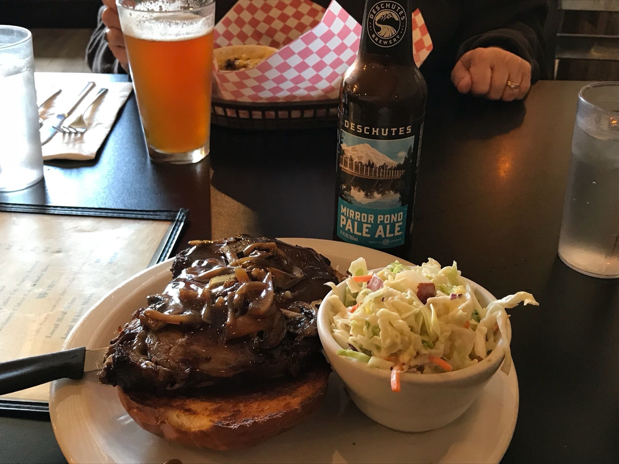 Awesome bbq in Parkdale, OR!