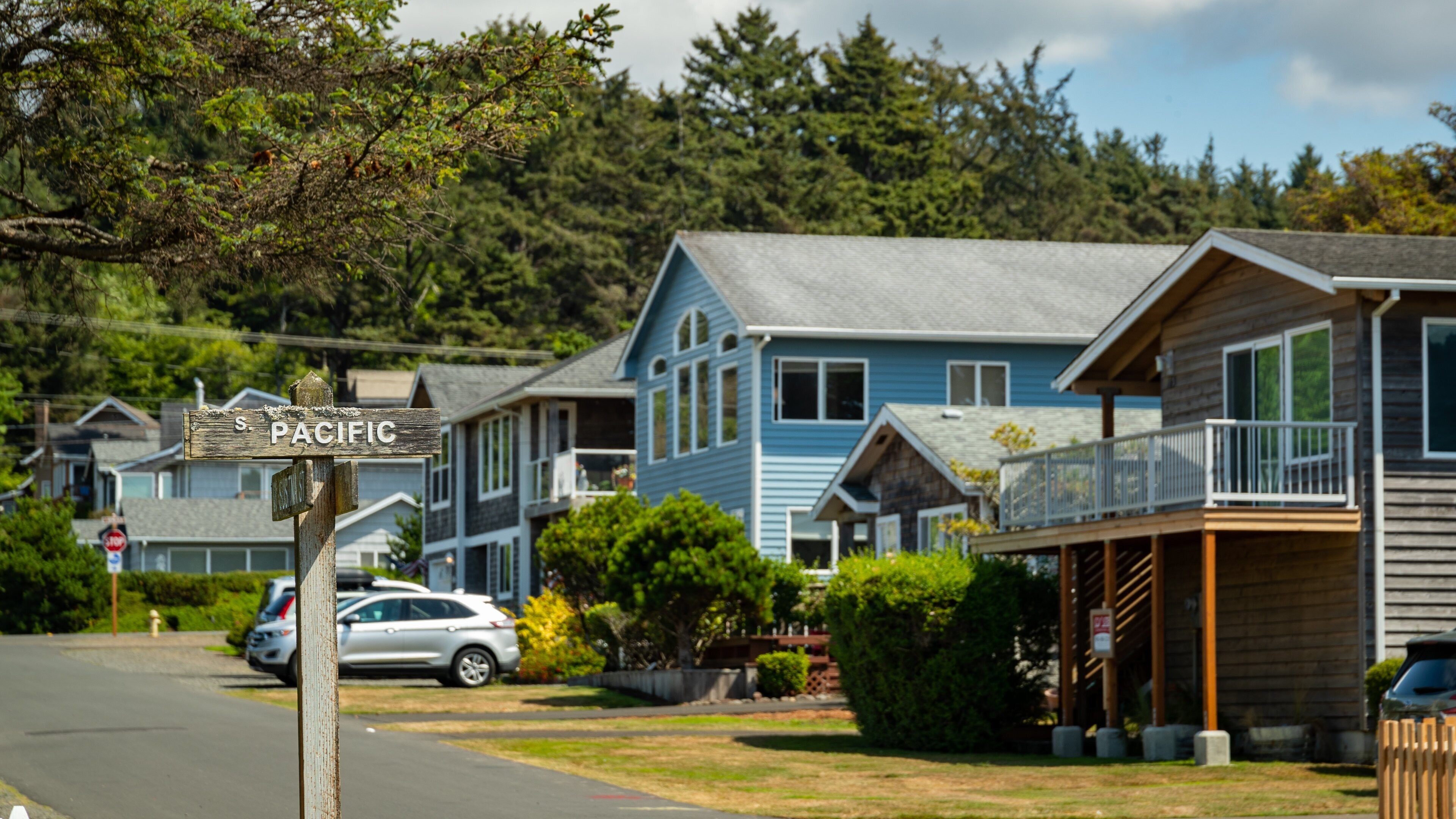 Tolovana Park showing signage