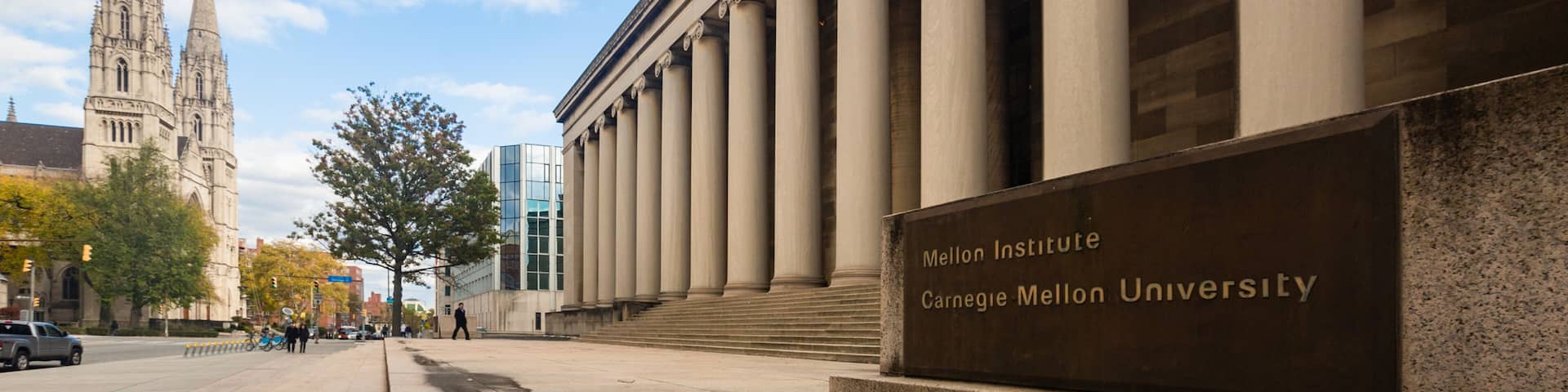 Oakland showing an administrative buidling, heritage architecture and signage