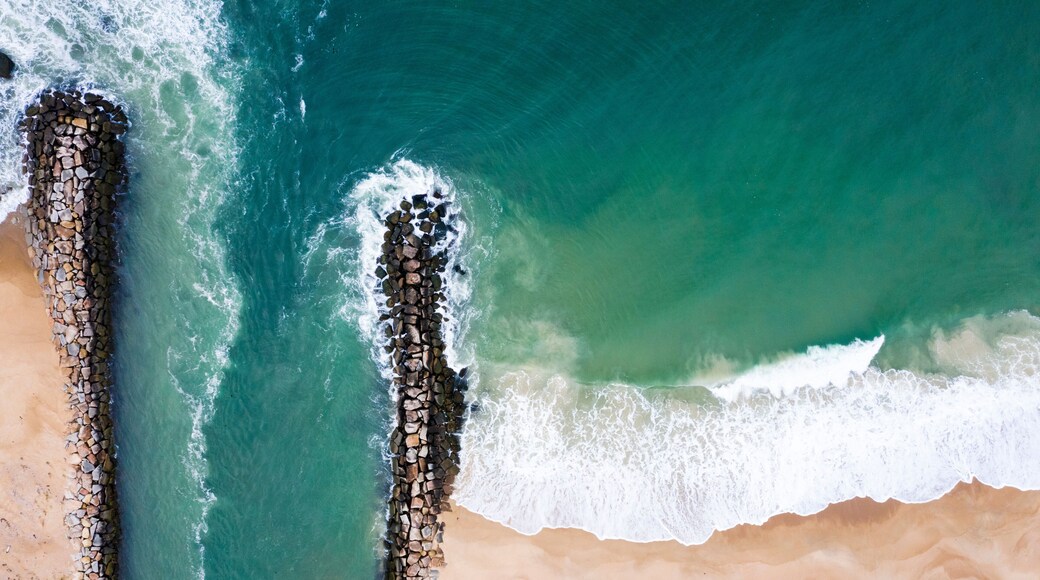 Aerial view of the beach in New England