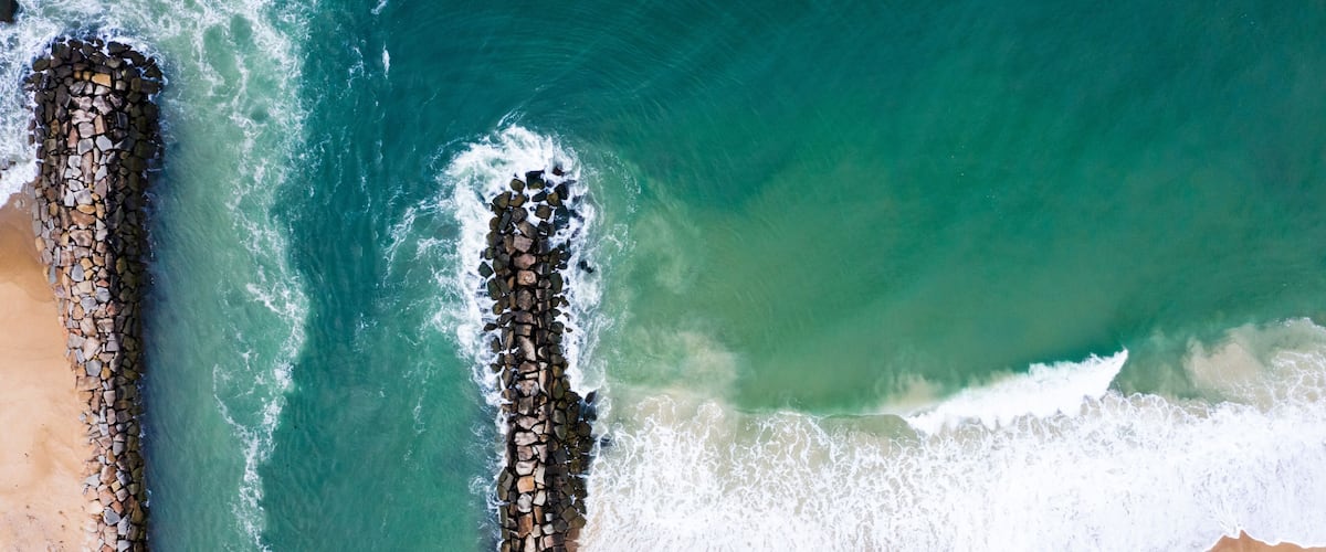 Aerial view of the beach in New England