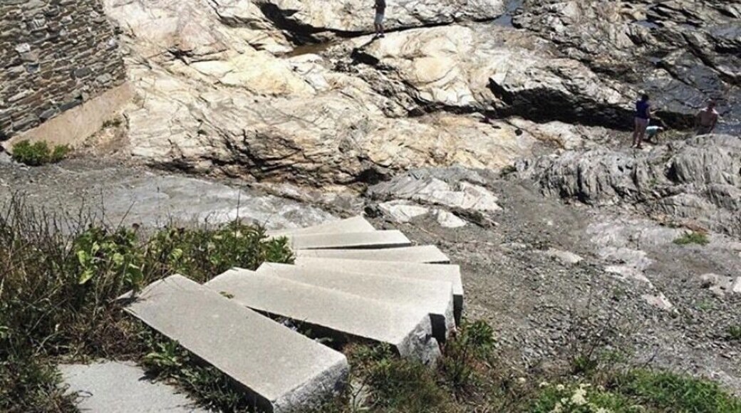 My favorite park and water views. It’s a place like no other— the cliffs feel ancient and mystical