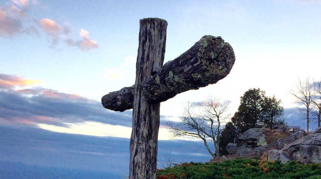 Drove over to the chapel to see if it was a place that we would like to have a wedding for my daughter, when I got there I was awestruck at the beauty. Took this photo with my iPhone 5s