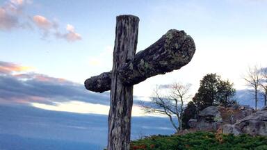 Drove over to the chapel to see if it was a place that we would like to have a wedding for my daughter, when I got there I was awestruck at the beauty. Took this photo with my iPhone 5s