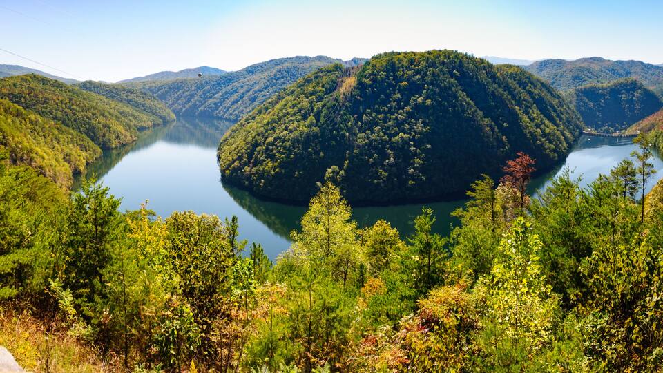 Great Smoky Mountains National Park, Calderwood Lake