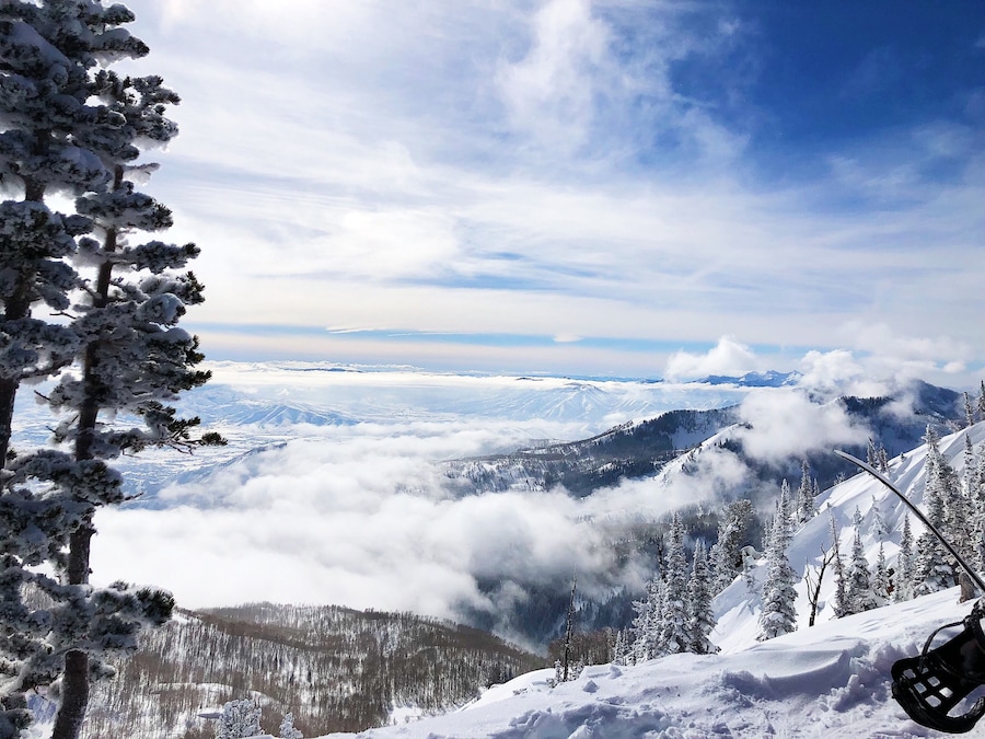 The best view while skiing in UT, you can see mountains for miles! #adventure
