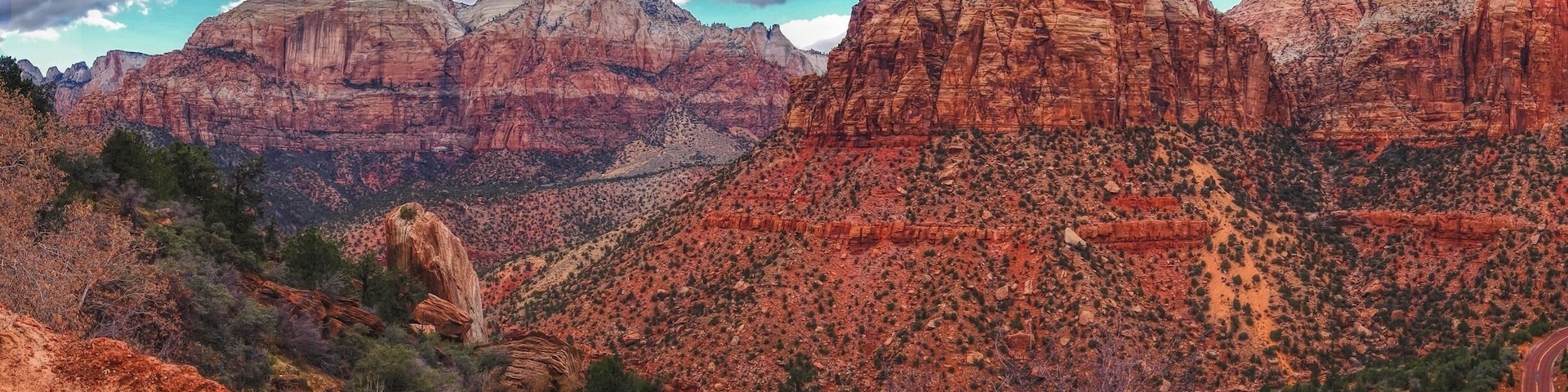 Zion national park is so beautiful. #nationalpark #zion vinramundo.smugmug.com