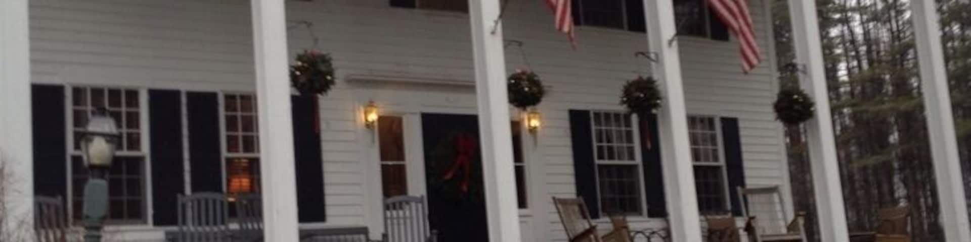 Great place, if you want to slow down and kick back this is your place.