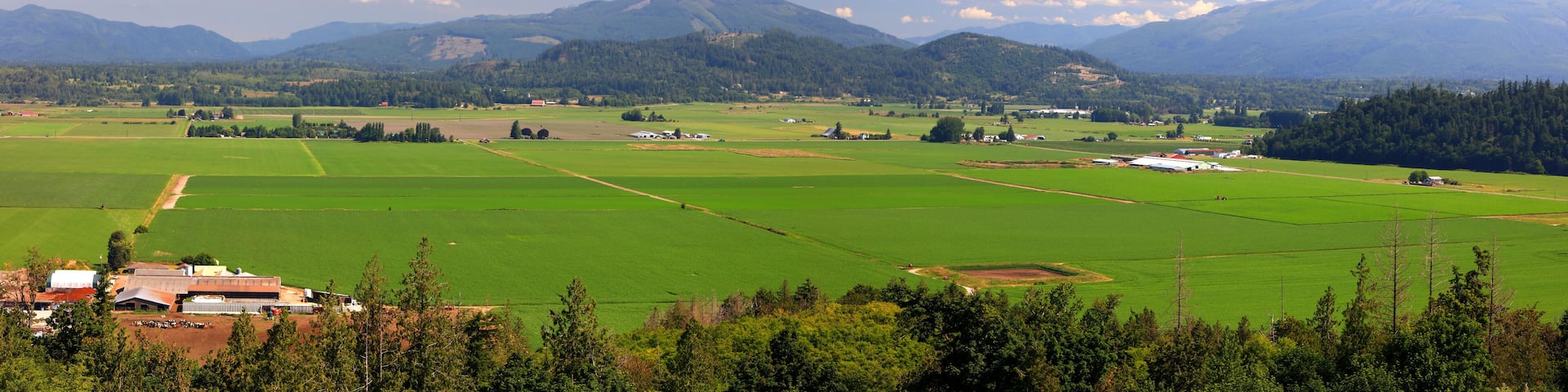 Panoramic View of Skagit valley from Burlington cross overlook