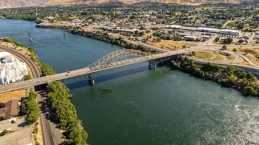 East Wenatchee, Washington - Senator George Sellar Bridge Over the Columbia River