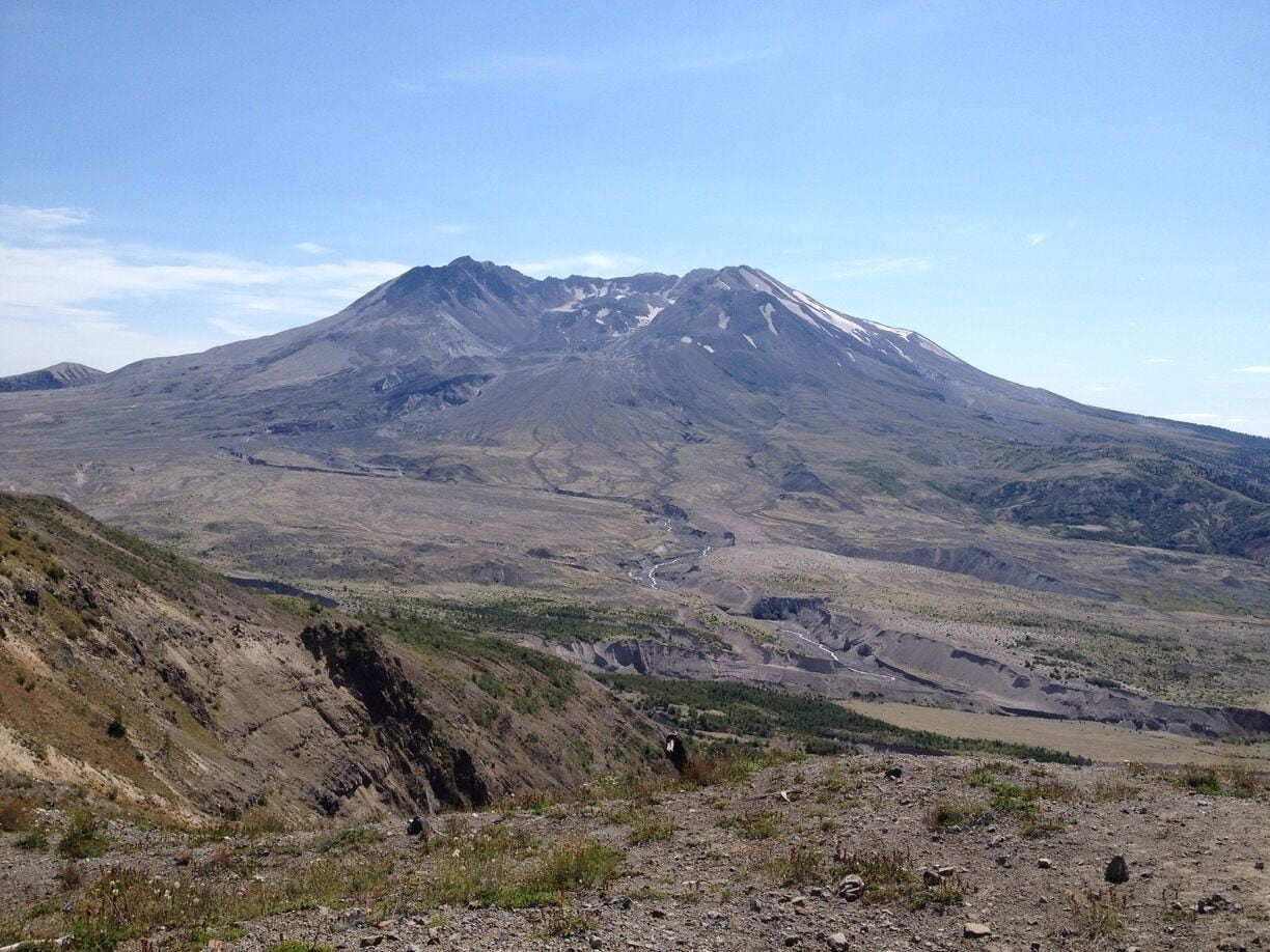 Beautiful view of Mt St. Helens from trails from Johnston Ridge Observatory.