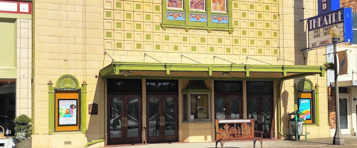 The Raymond Theatre opened in 1928, with a showing of the silent movie “The Jazz Singer” and is listed on the National Register of Historic Places. The building has since been completely restored and improved, and today it hosts a mix of silent and first-run films, as well as live performances. (June 2019)
#LocalSecrets #Trovember