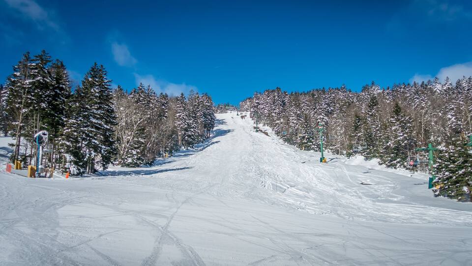 beautiful nature and scenery around snowshoe ski resort in cass west virginia; Shutterstock ID 1078760756; purchase_order: SP-1269 HA 2018 Batch 1; Order: ; client: ; other: