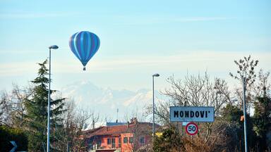hot air balloon in the blue sky