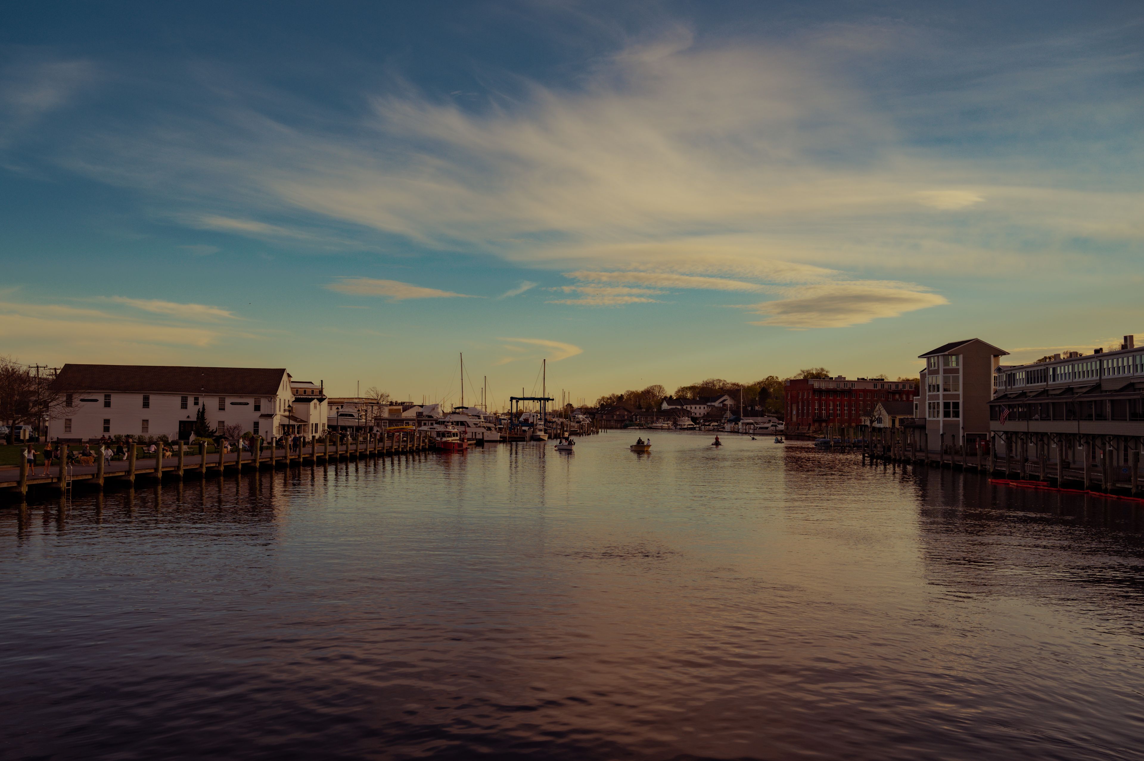 sunset in the city of New London