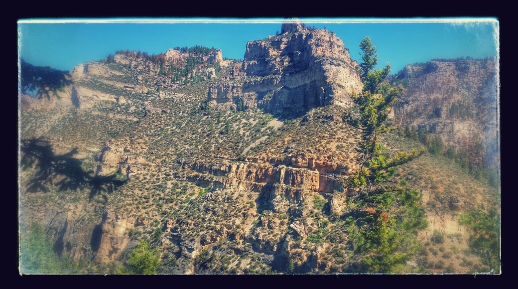 We spent the morning hiking up Tongue River Canyon. It was the perfect getaway for the weekend.