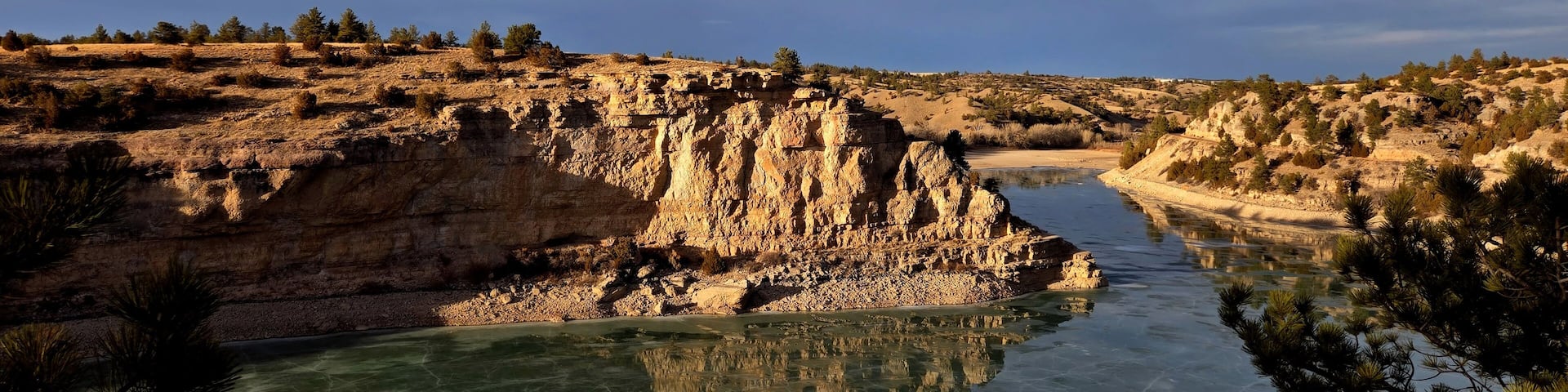 Frozen water in the canyon