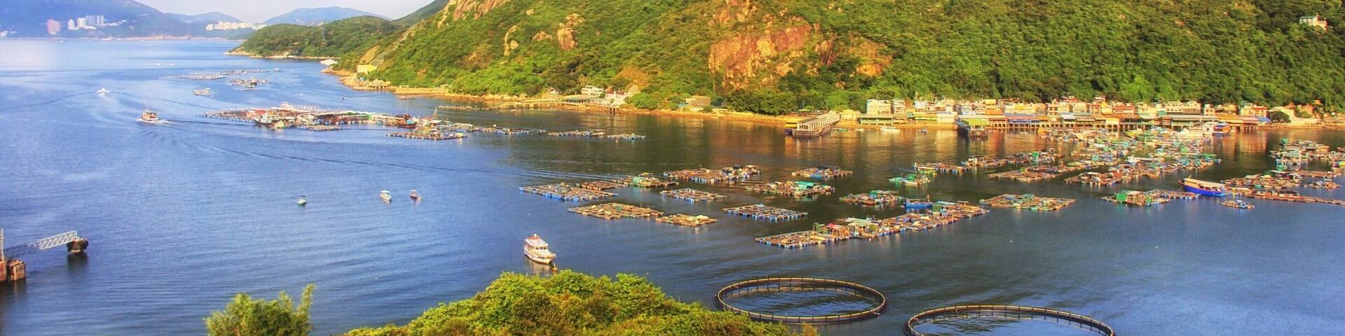 Lamma Island- the locals fishermen cultivated their living in sea but this beautiful scenic sights was lost last year due to the typhoon. The locals are still clearing the chaos. #colorful #red #travel #nationalpark #hiking #water #Hongkong #BVSblue