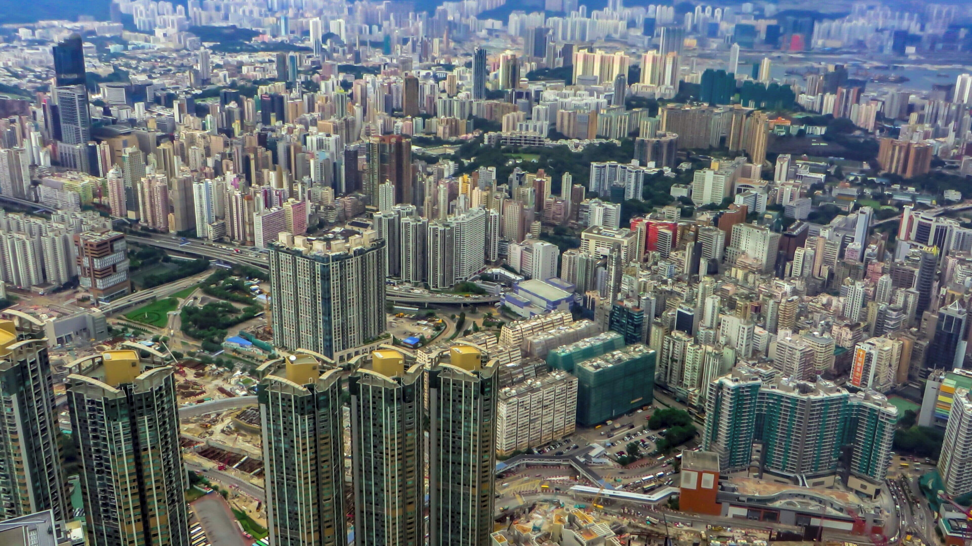 This is the opposite to the harbour side view. Amazin number of units.