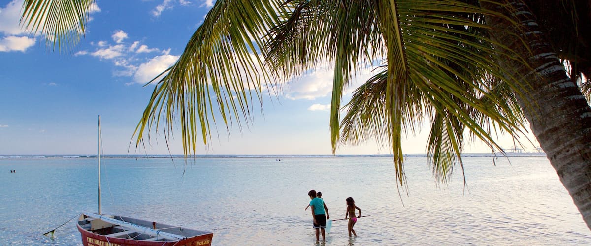 Dominican Republic which includes general coastal views as well as a small group of people