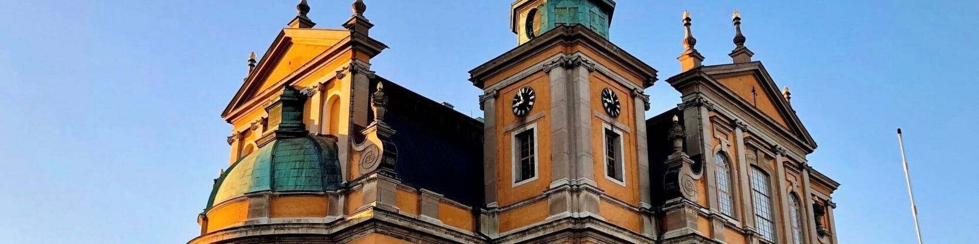 Construction on the Kalmar Cathedral began in 1660, but was interrupted on several occasions, including with the outbreak of the Scanian War (1675–1679). The work resumed after the war and Kalmar Cathedral was finally finished in 1703. (June 2018)
#History