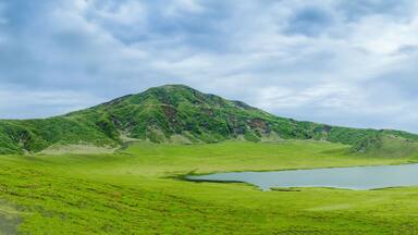 Panorama view of Kusasenri pond and meadow