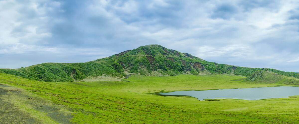Panorama view of Kusasenri pond and meadow