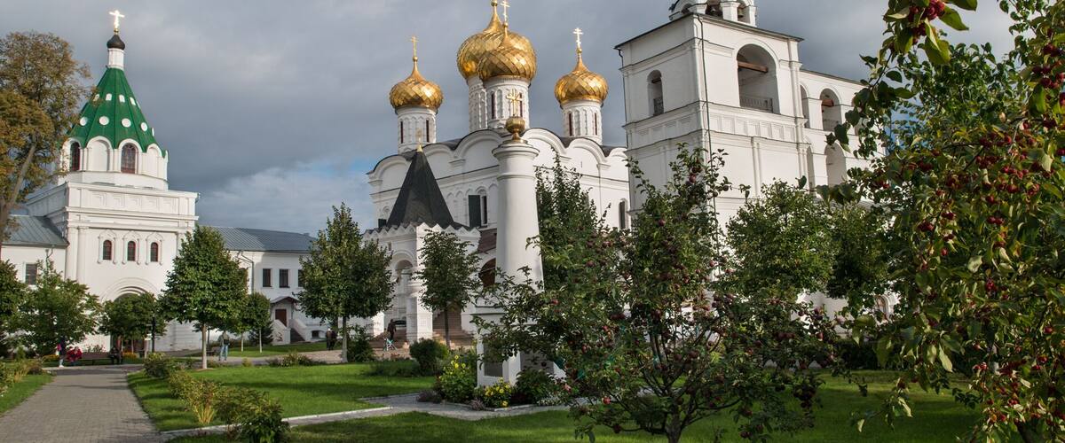 Ipatiev Monastery, Kostroma, Russia
#StunningStructures