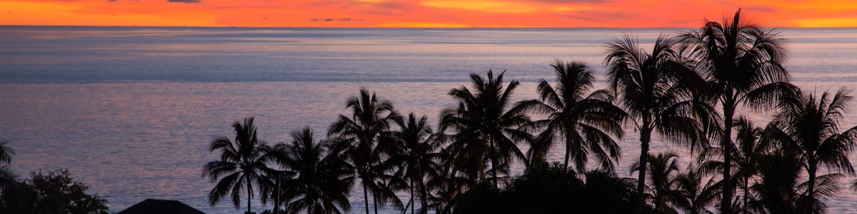 Kailua-Kona showing tropical scenes, general coastal views and a sunset
