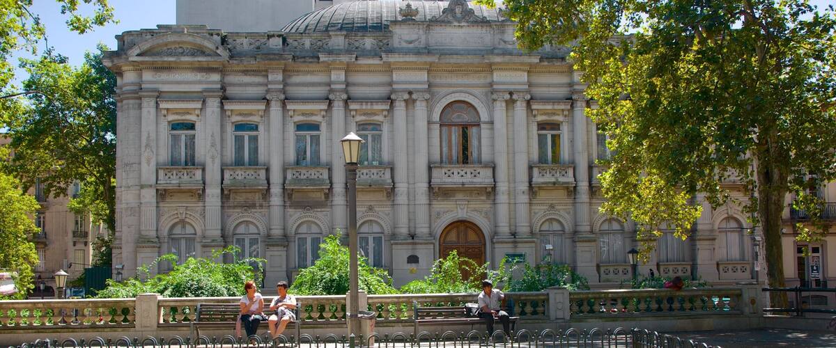 Montevideo showing heritage architecture