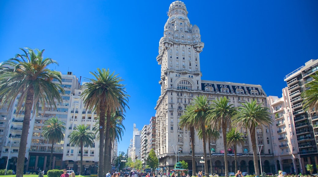 Uruguay mettant en vedette ville et patrimoine architectural