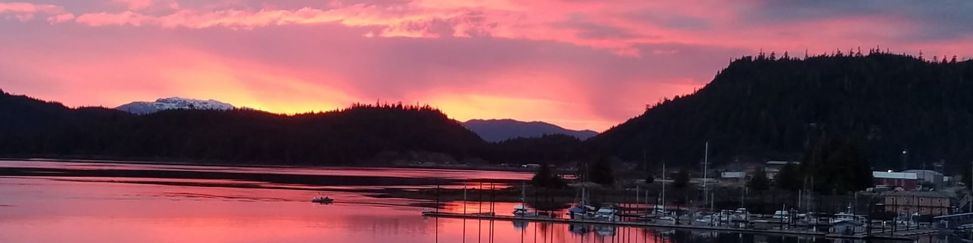 Beautiful sunsets  in Thornebay Akaska Every  evening it has different colors