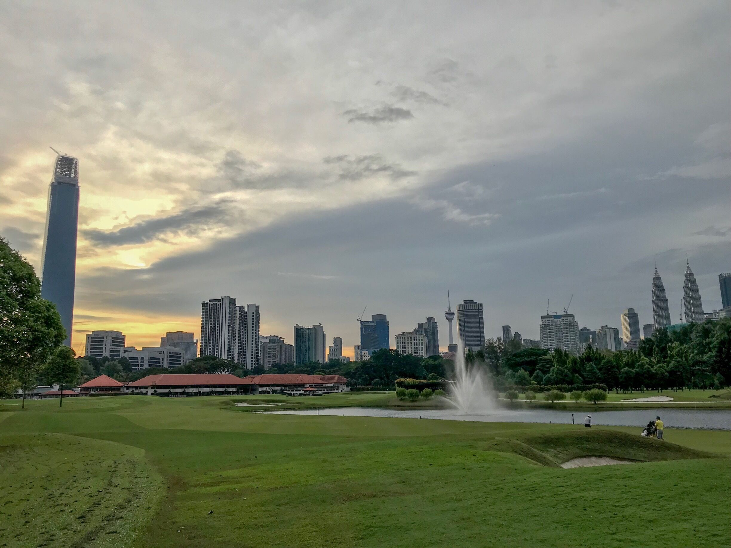 This breathtaking view was taken from the golf club's hole no. 18. It has one of the best view of the Kuala Lumpur cityscape.