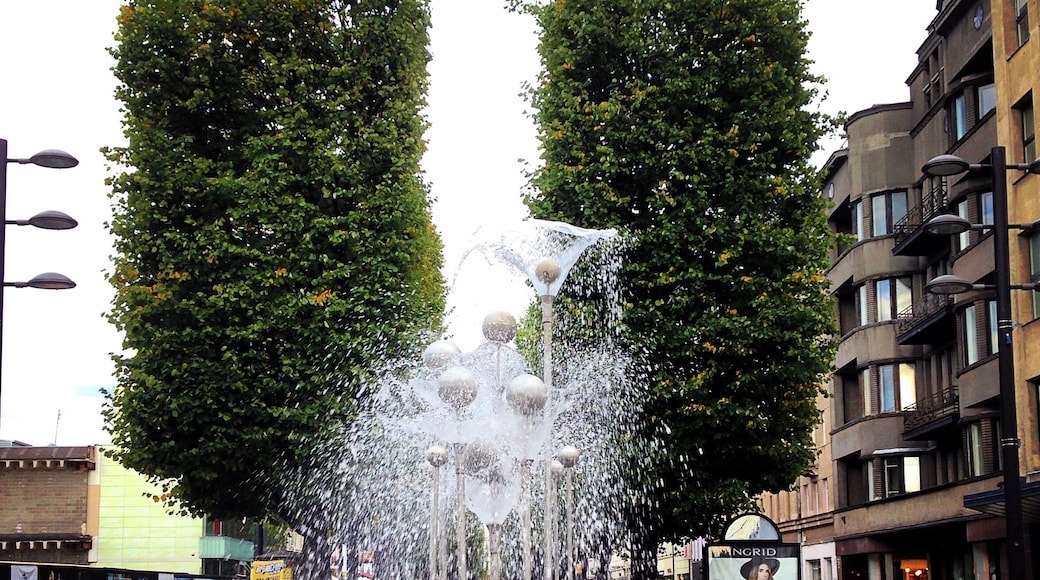 Love the sound of fountains wherever I am in the World