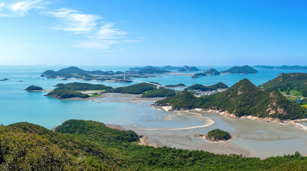 전북 군산시 고군산군도의 전경