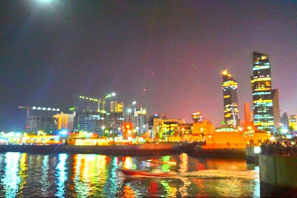 Kuwait at night ..