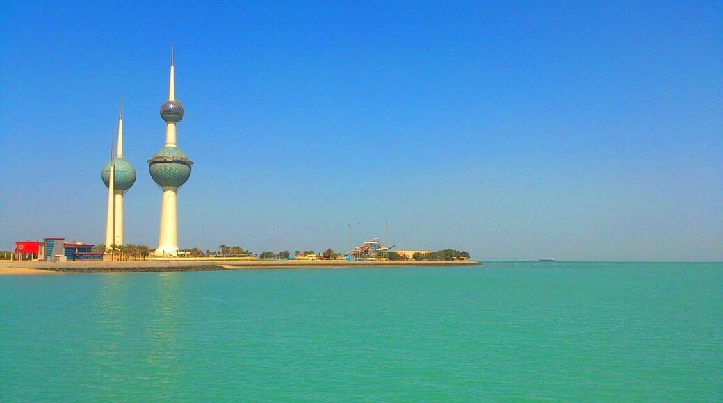 Kuwait Towers in the daytime #blue #trover