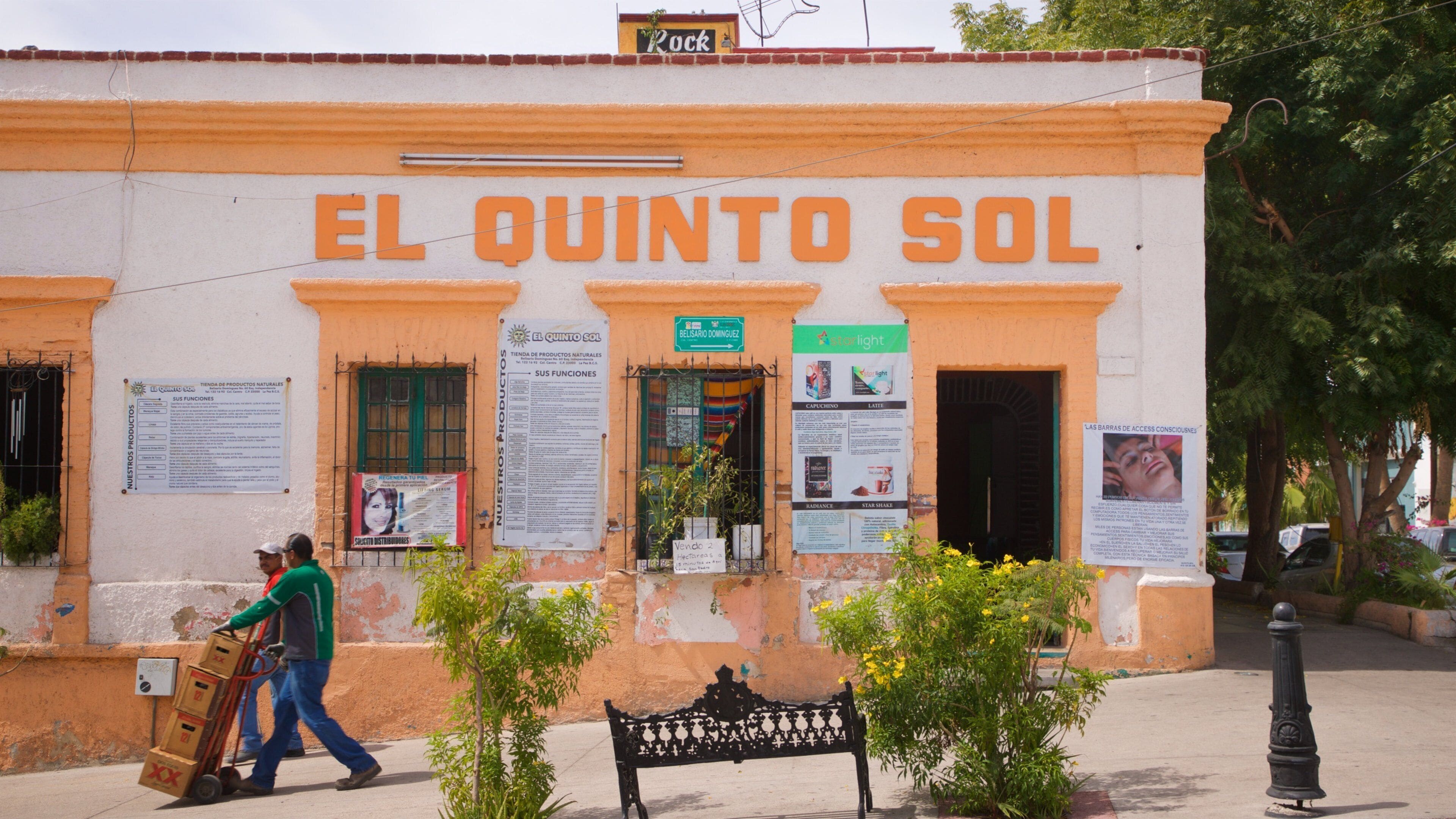 La Paz showing signage