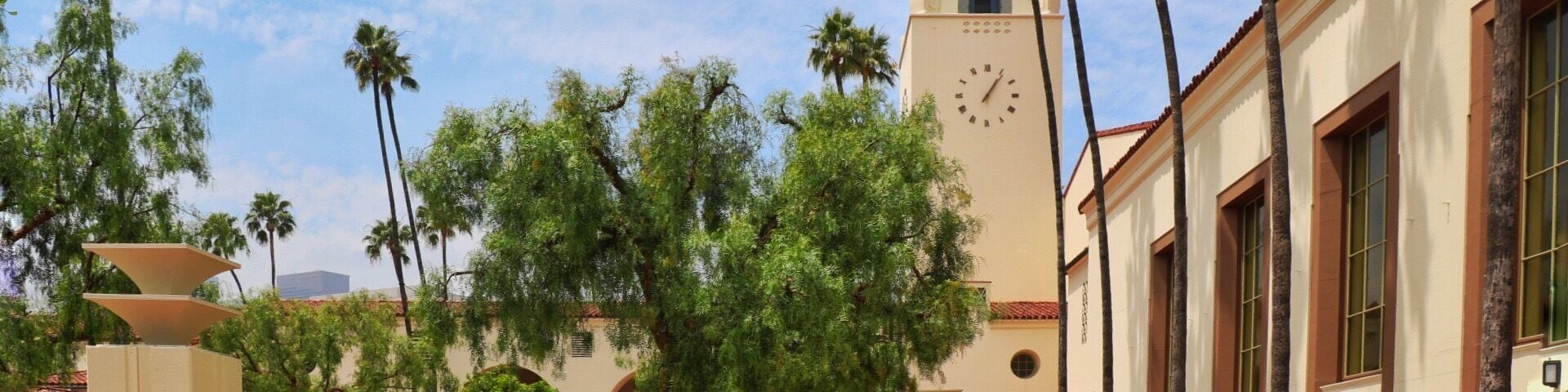 LA union station ,if you visit Los Angeles California you will need to know this place
where pretty much you can take a train or bus to anywhere is easy better them drive .
Angeles Union Station (LAUS) is the main railway station in Los Angeles, California, and the largest railroad passenger terminal in the Western United States. It opened in May 1939 as the Los Angeles Union Passenger Terminal, replacing La Grande Station and Central Station. Cultural monument # 101