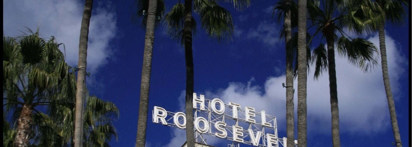 A very iconic hotel in Hollywood, had to take a photo of this one.